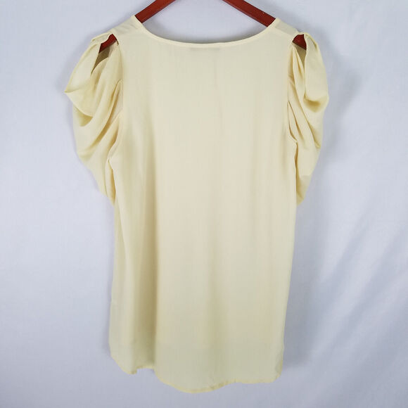 Bluheaven‎ Shirt Womens Medium Top Yellow Short Cold Shoulder Sleeve Round Neck - Picture 2 of 9